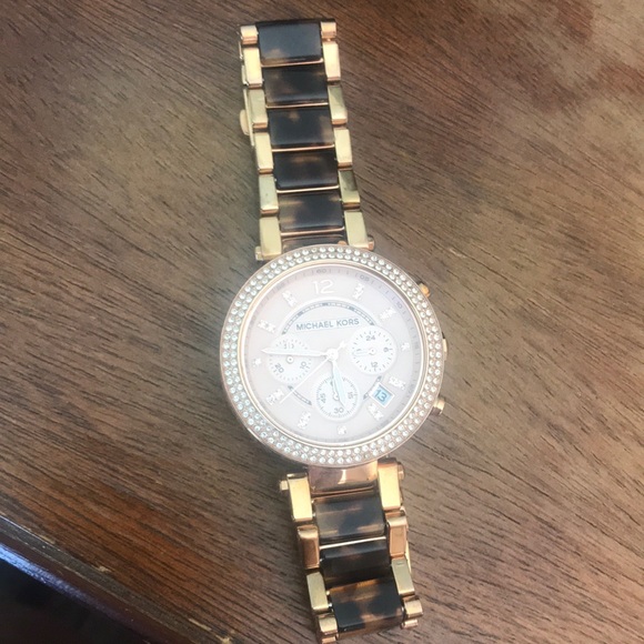 Michael Kors Watch - Picture 2 of 2